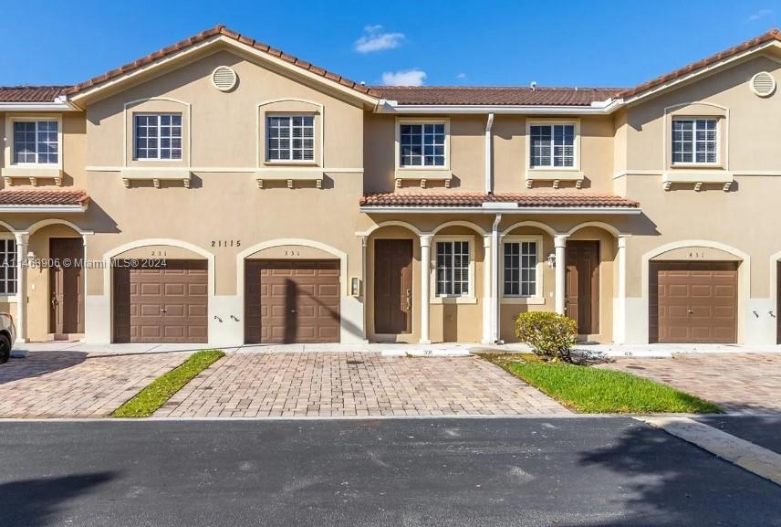 21115 NW 14th Pl 131, Miami Gardens, Florida 33169, 4 Bedrooms Bedrooms, ,3 BathroomsBathrooms,Residential,For Sale,21115 NW 14th Pl 131,A11468906