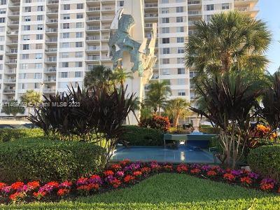 300 Bayview Dr, Sunny Isles Beach, FL, 33160 United States, 2 Bedrooms Bedrooms, ,2 BathroomsBathrooms,Residential,For Sale,Bayview Dr,A11469059