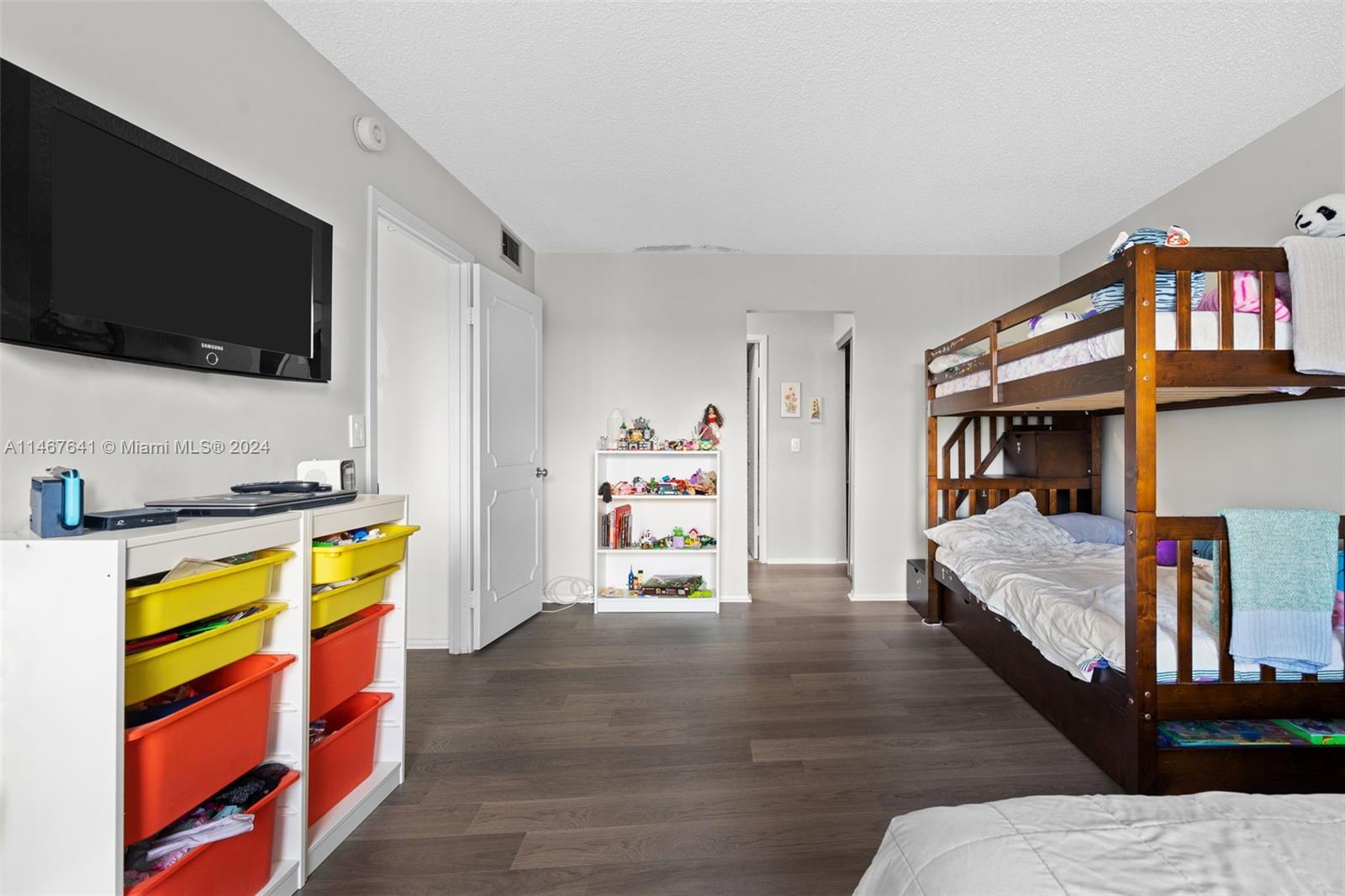 200 Diplomat Pkwy 625, Hallandale Beach, Florida 33009, 1 Bedroom Bedrooms, ,1 BathroomBathrooms,Residential,For Sale,200 Diplomat Pkwy 625,A11467641