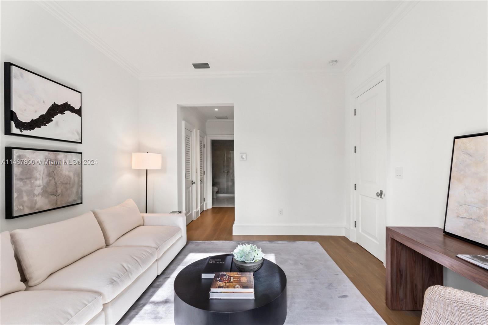 2619 Anderson Rd 9, Coral Gables, Florida 33134, 4 Bedrooms Bedrooms, ,4 BathroomsBathrooms,Residential,For Sale,2619 Anderson Rd 9,A11467800