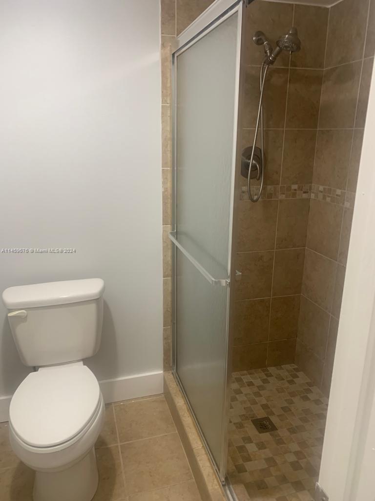 650 124th Ter, Pembroke Pines, FL, 33027 United States, 2 Bedrooms Bedrooms, ,2 BathroomsBathrooms,Residential,For Sale,124th Ter,A11459676