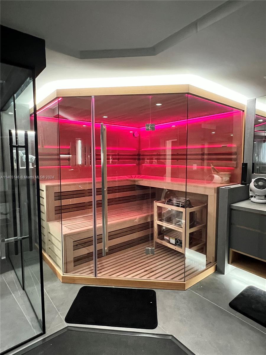 420 Hibiscus Dr, Miami Beach, FL, 33139 United States, 5 Bedrooms Bedrooms, ,6 BathroomsBathrooms,Residential,For Sale,Hibiscus Dr,A11465146