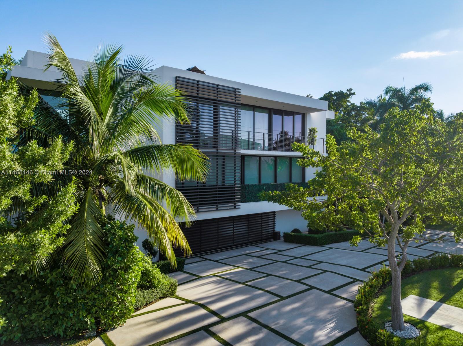 420 Hibiscus Dr, Miami Beach, FL, 33139 United States, 5 Bedrooms Bedrooms, ,6 BathroomsBathrooms,Residential,For Sale,Hibiscus Dr,A11465146