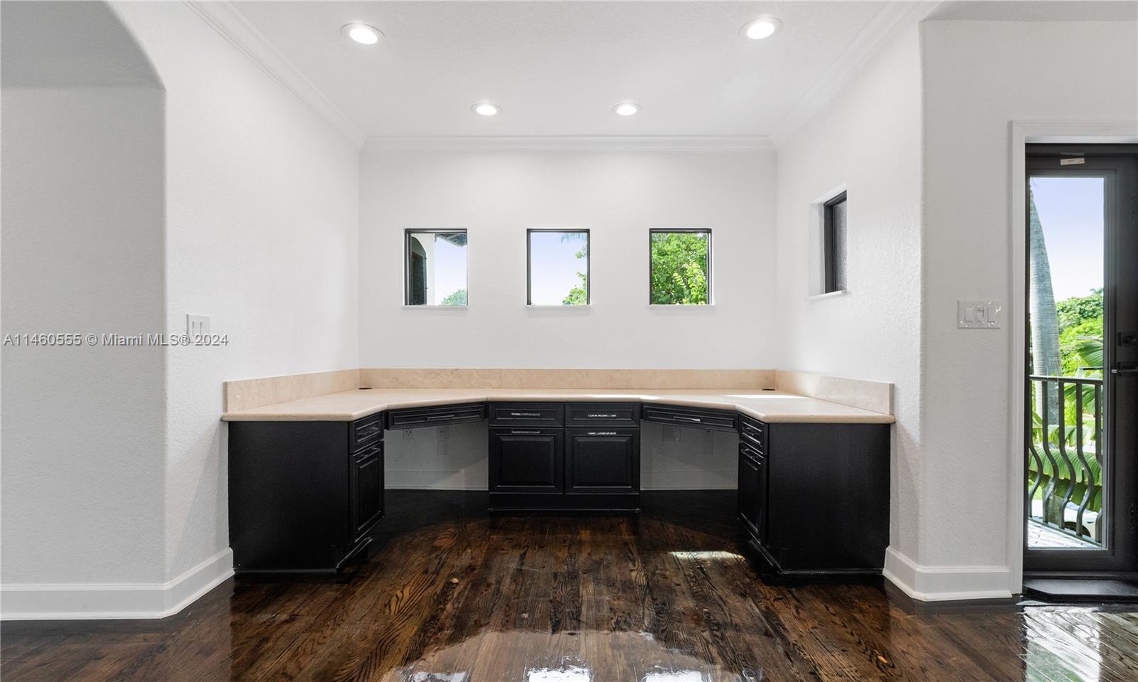 6045 La Gorce Dr, Miami Beach, FL, 33140 United States, 5 Bedrooms Bedrooms, ,4 BathroomsBathrooms,Residential,For Sale,La Gorce Dr,A11460555