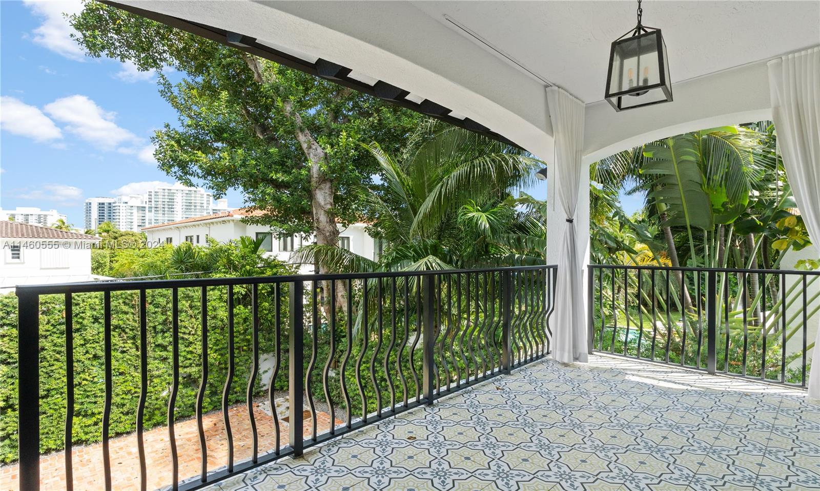 Master Bedroom balcony
