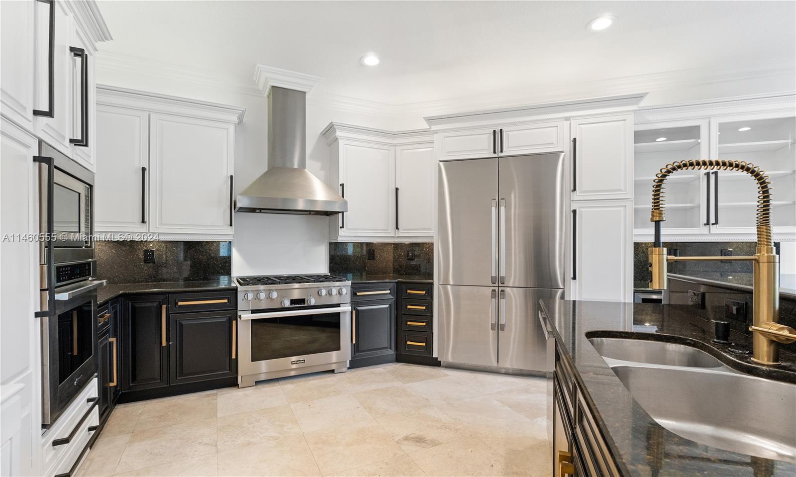 6045 La Gorce Dr, Miami Beach, FL, 33140 United States, 5 Bedrooms Bedrooms, ,4 BathroomsBathrooms,Residential,For Sale,La Gorce Dr,A11460555