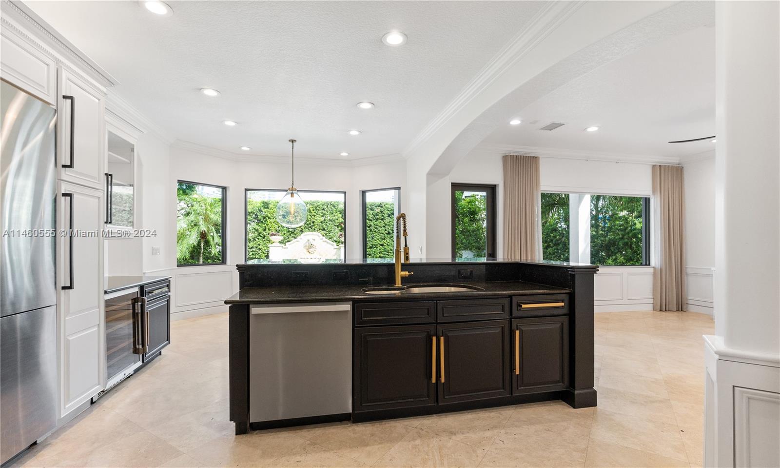 6045 La Gorce Dr, Miami Beach, FL, 33140 United States, 5 Bedrooms Bedrooms, ,4 BathroomsBathrooms,Residential,For Sale,La Gorce Dr,A11460555