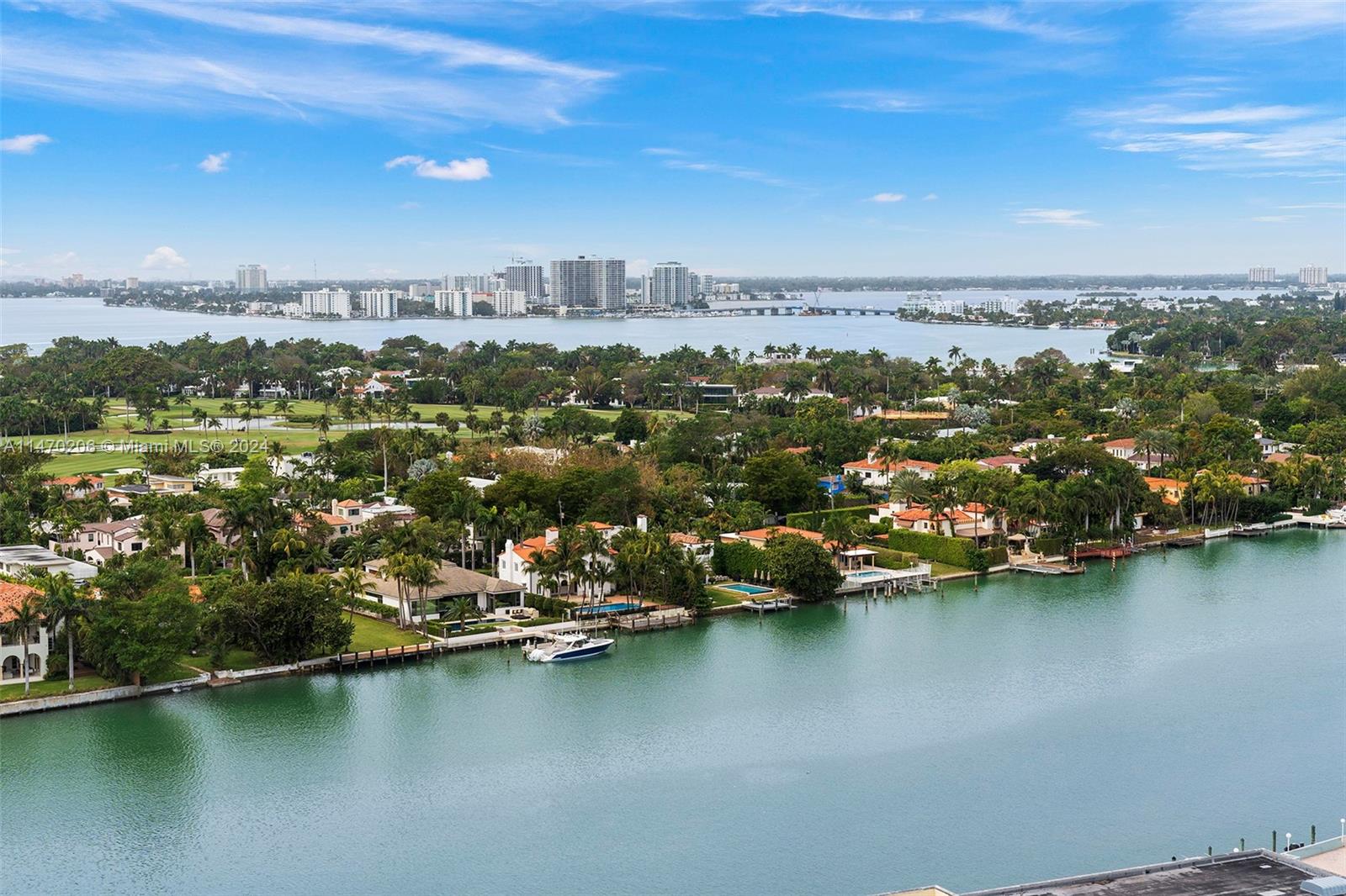 5775 Collins Ave, Miami Beach, FL, 33140 United States, 2 Bedrooms Bedrooms, ,2 BathroomsBathrooms,Residential,For Sale,Collins Ave,A11470206