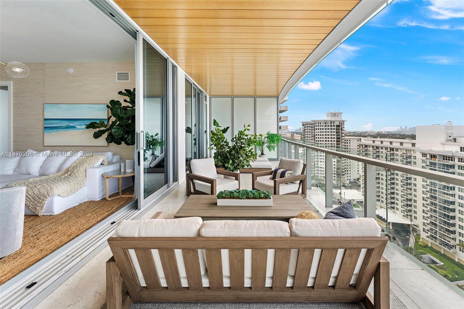 5775 Collins Ave, Miami Beach, FL, 33140 United States, 2 Bedrooms Bedrooms, ,2 BathroomsBathrooms,Residential,For Sale,Collins Ave,A11470206