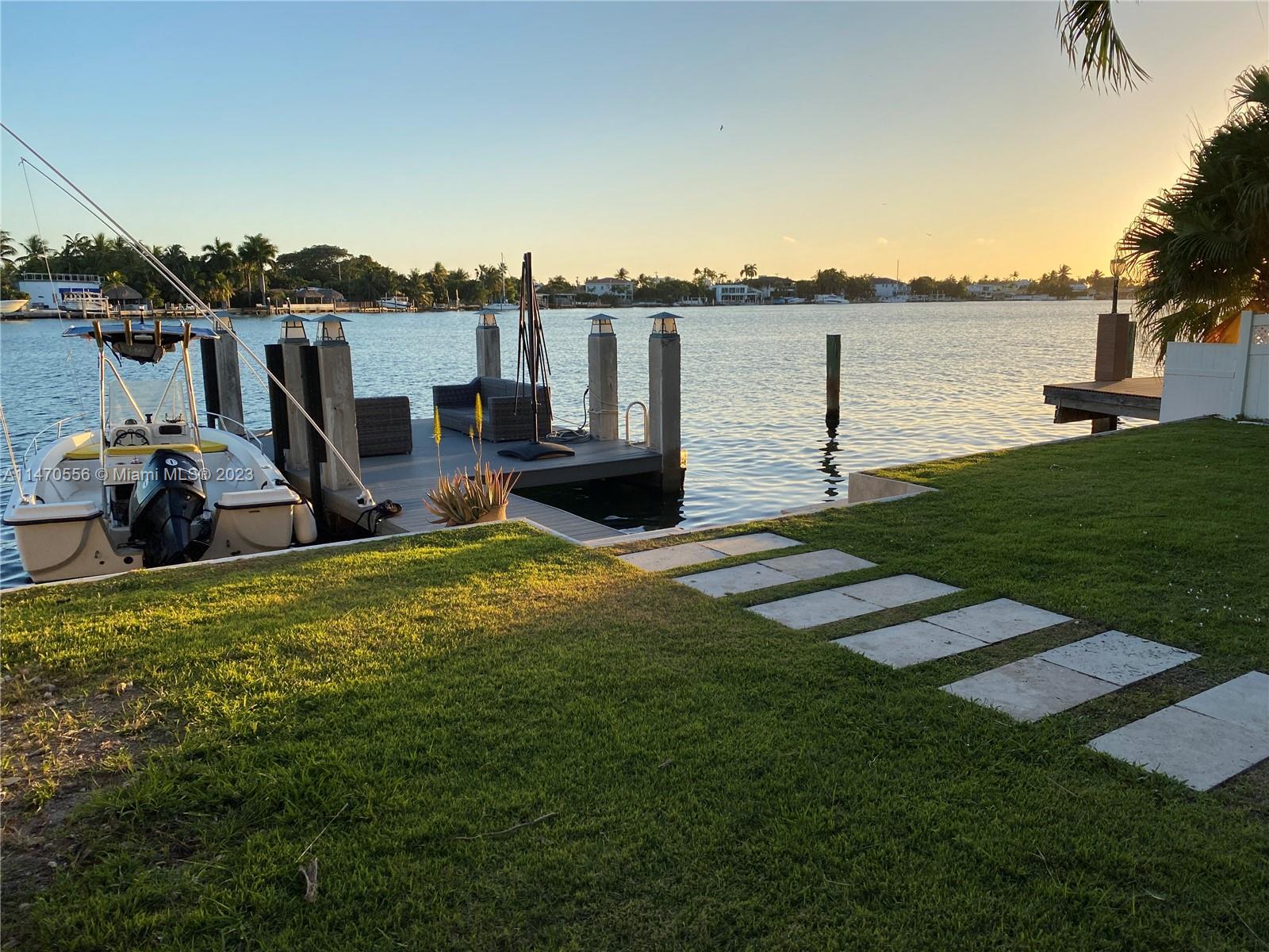 Dock