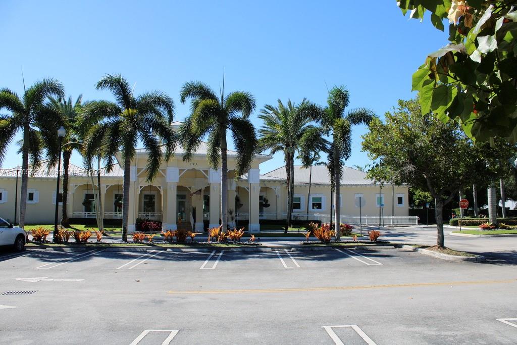 359 NE 32nd Ter, Homestead, Florida 33033, 5 Bedrooms Bedrooms, 8 Rooms Rooms,3 BathroomsBathrooms,Residential,For Sale,359 NE 32nd Ter,A11470595