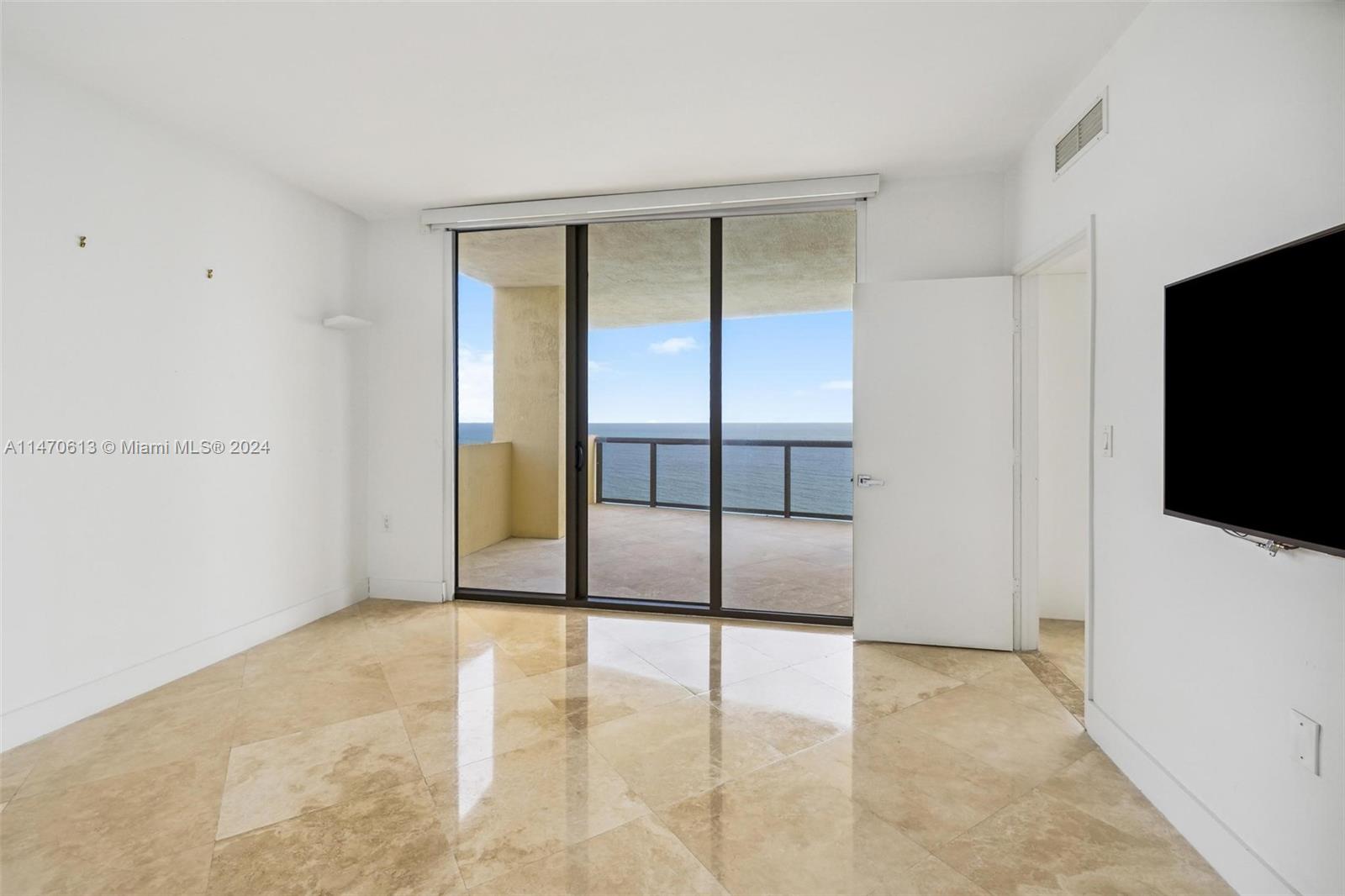 16275 Collins Ave, Sunny Isles Beach, FL, 33160 United States, 3 Bedrooms Bedrooms, ,3 BathroomsBathrooms,Residential,For Sale,Collins Ave,A11470613