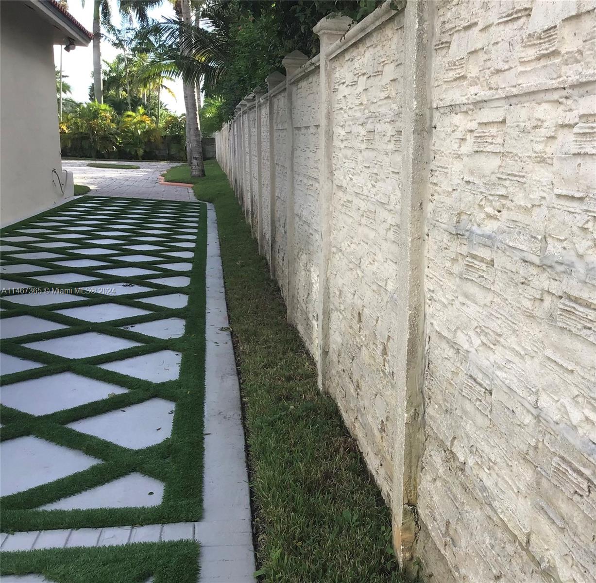 13460 SW 32nd ST, Miami, Florida 33175, 5 Bedrooms Bedrooms, ,4 BathroomsBathrooms,Residential,For Sale,13460 SW 32nd ST,A11467365