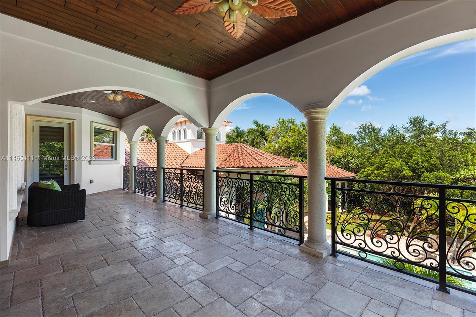 Disclaimer: The photographs have been altered to depict the wall paint in a lighter shade for aesthetic enhancement.
 
