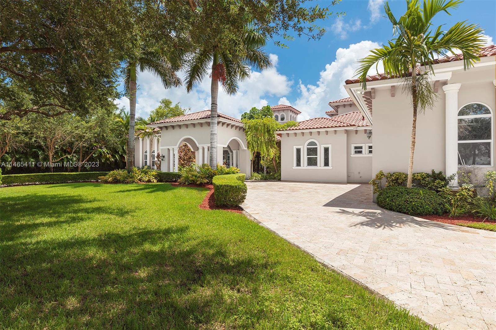 Disclaimer: The photographs have been altered to depict the exterior wall paint in a lighter shade for aesthetic enhancement.