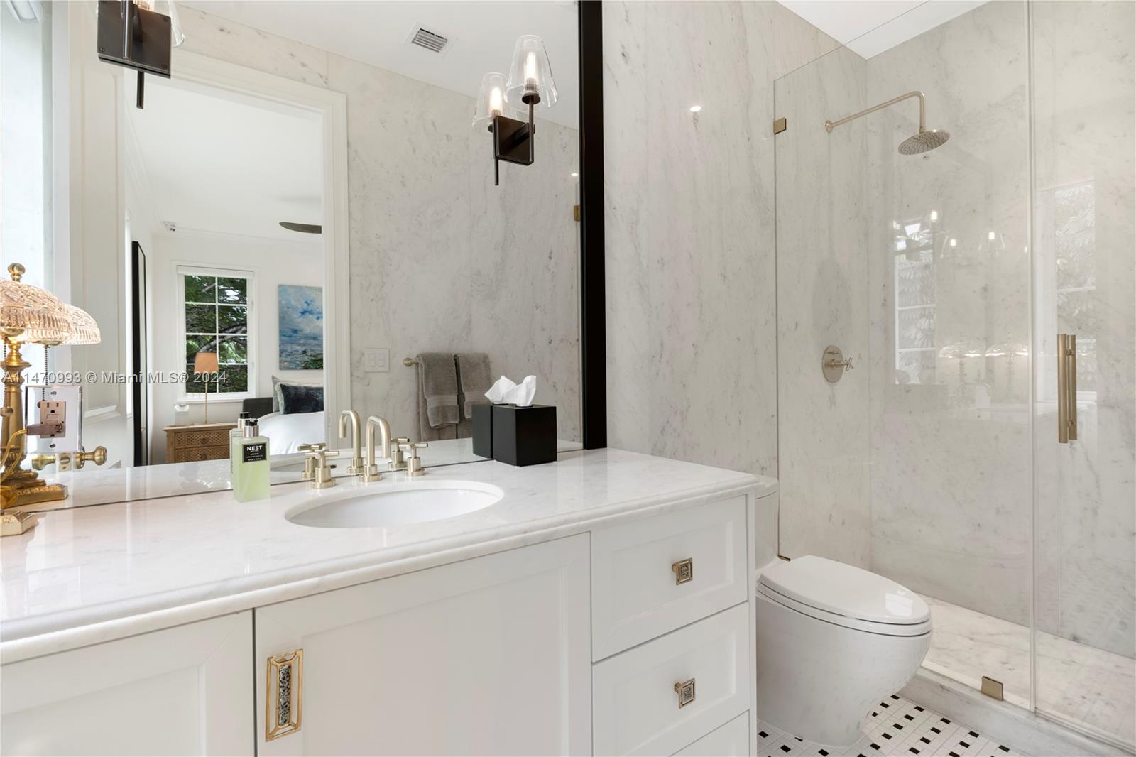 402 Vittorio Ave, Coral Gables, Florida 33146, 4 Bedrooms Bedrooms, ,4 BathroomsBathrooms,Residential,For Sale,402 Vittorio Ave,A11470993