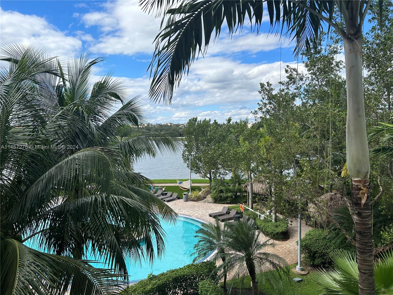 2641 N Flamingo Rd 302N, Sunrise, Florida 33323, 1 Bedroom Bedrooms, ,2 BathroomsBathrooms,Residential,For Sale,2641 N Flamingo Rd 302N,A11467275