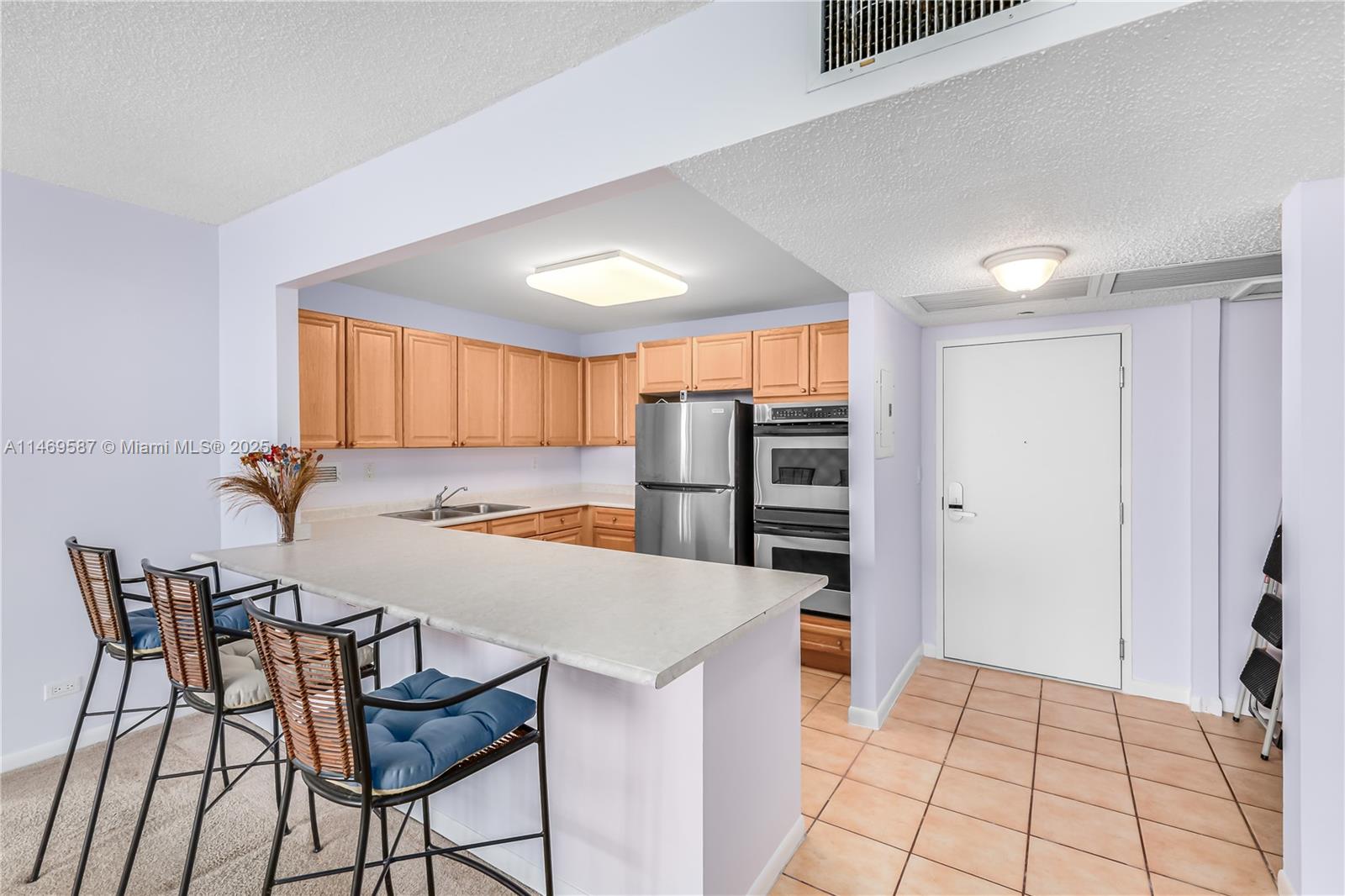 2301 Collins Ave, Miami Beach, FL, 33139 United States, 2 Bedrooms Bedrooms, ,2 BathroomsBathrooms,Residential,For Sale,Collins Ave,A11469587