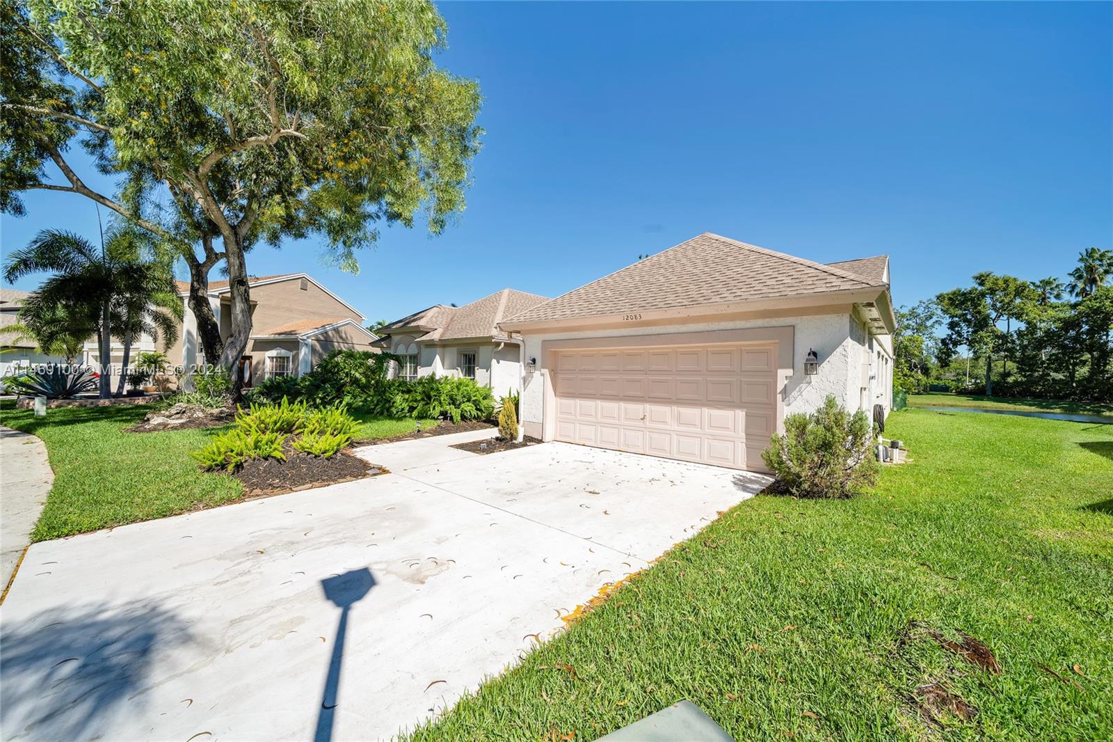 12083 Rockwell Way, Boca Raton, FL, 33428 United States, 3 Bedrooms Bedrooms, ,2 BathroomsBathrooms,Residential,For Sale,Rockwell Way,A11469100