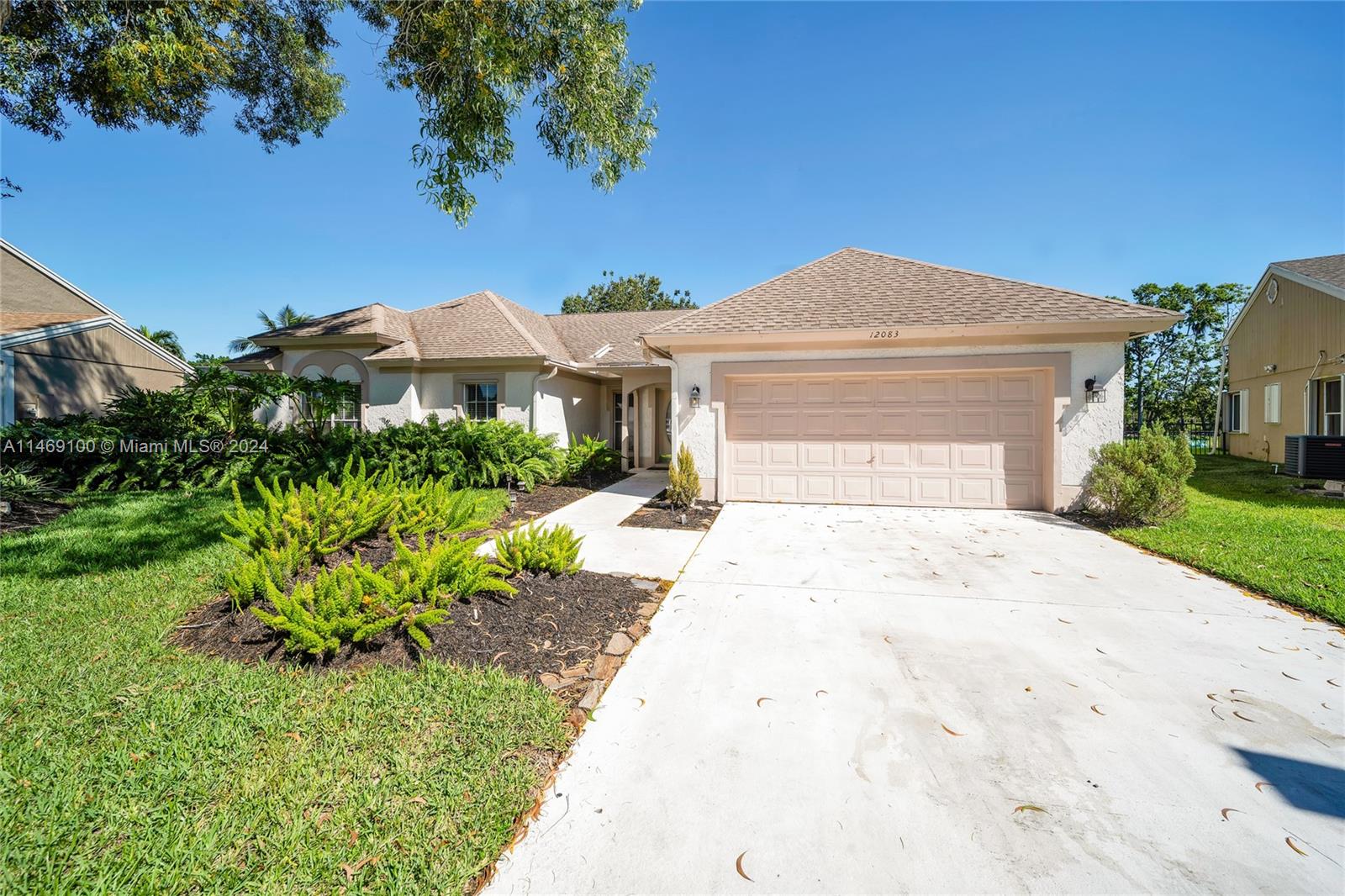 12083 Rockwell Way, Boca Raton, FL, 33428 United States, 3 Bedrooms Bedrooms, ,2 BathroomsBathrooms,Residential,For Sale,Rockwell Way,A11469100