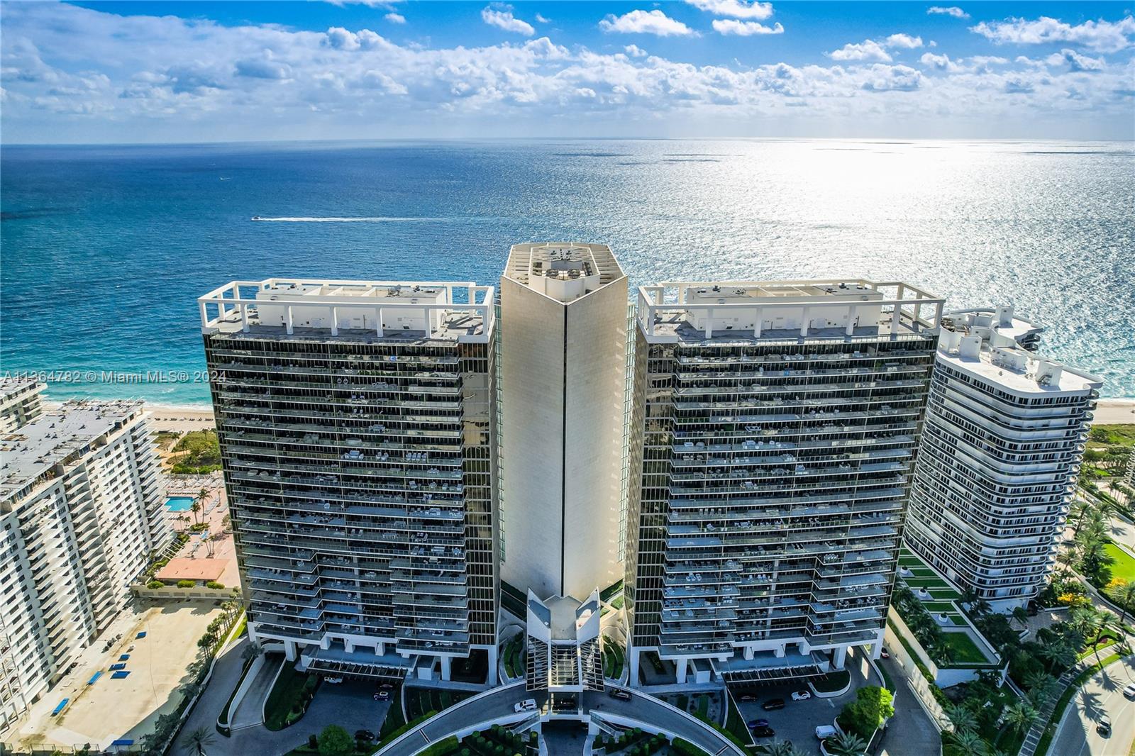 9701 Collins Ave 603S, Bal Harbour, FL 33154, 4 Bedrooms Bedrooms, ,4 BathroomsBathrooms,Residential,For Sale,Collins Ave,A11364782