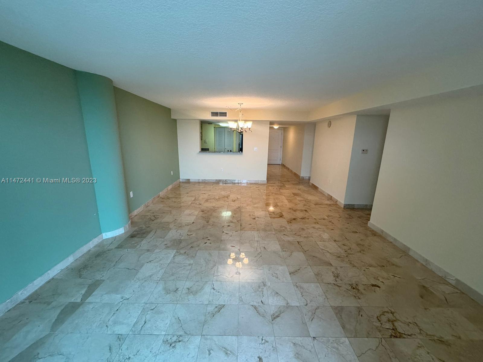 2101 Brickell Ave 1112, Miami, Florida 33129, 2 Bedrooms Bedrooms, ,2 BathroomsBathrooms,Residentiallease,For Rent,2101 Brickell Ave 1112,A11472441