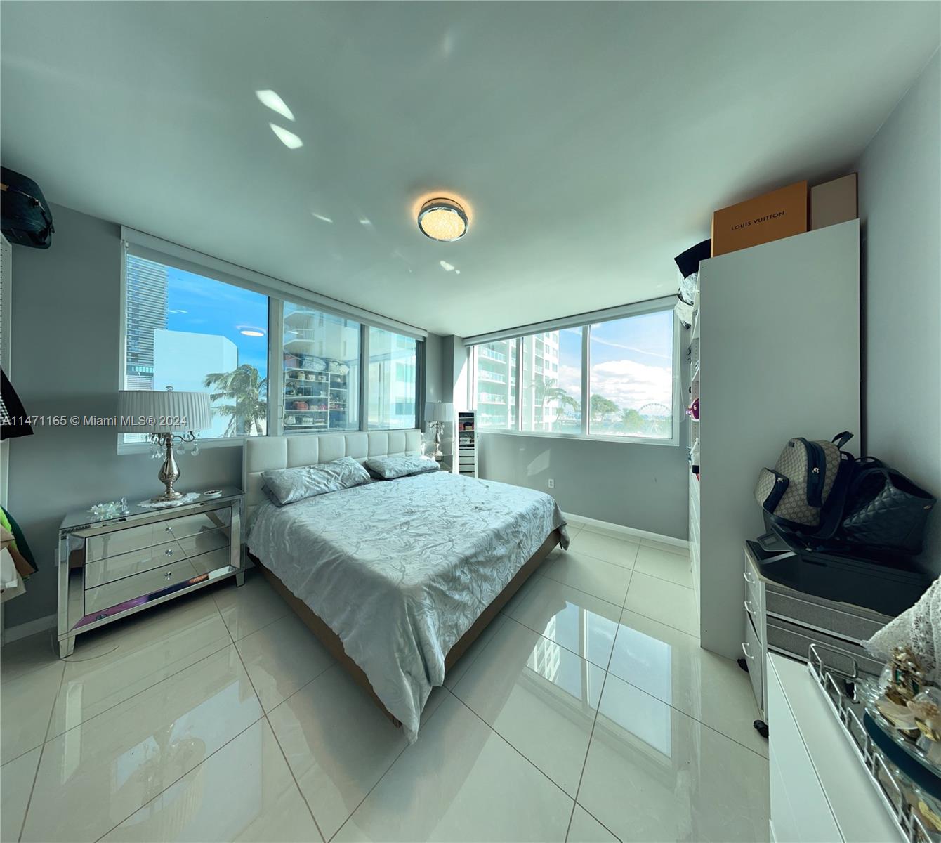 253 NE 2nd St 1003, Miami, Florida 33132, 2 Bedrooms Bedrooms, ,2 BathroomsBathrooms,Residential,For Sale,253 NE 2nd St 1003,A11471165
