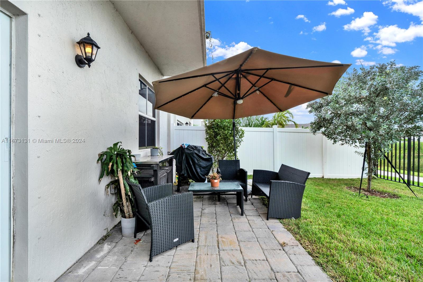 805 SE 18th St, Homestead, Florida 33034, 3 Bedrooms Bedrooms, ,2 BathroomsBathrooms,Residential,For Sale,805 SE 18th St,A11473131