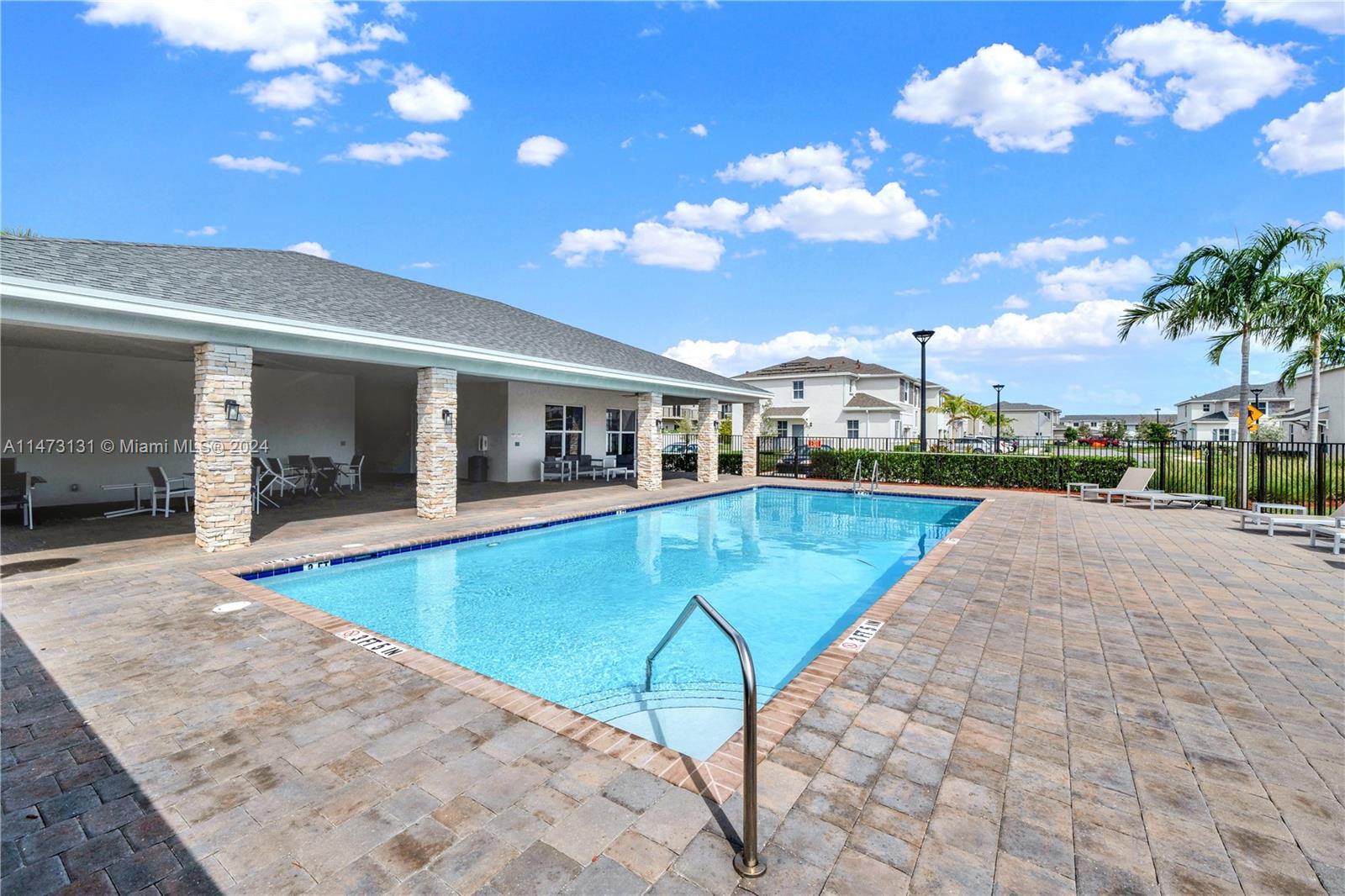 805 SE 18th St, Homestead, Florida 33034, 3 Bedrooms Bedrooms, ,2 BathroomsBathrooms,Residential,For Sale,805 SE 18th St,A11473131