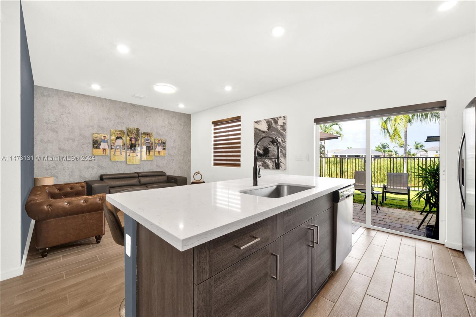 805 SE 18th St, Homestead, Florida 33034, 3 Bedrooms Bedrooms, ,2 BathroomsBathrooms,Residential,For Sale,805 SE 18th St,A11473131