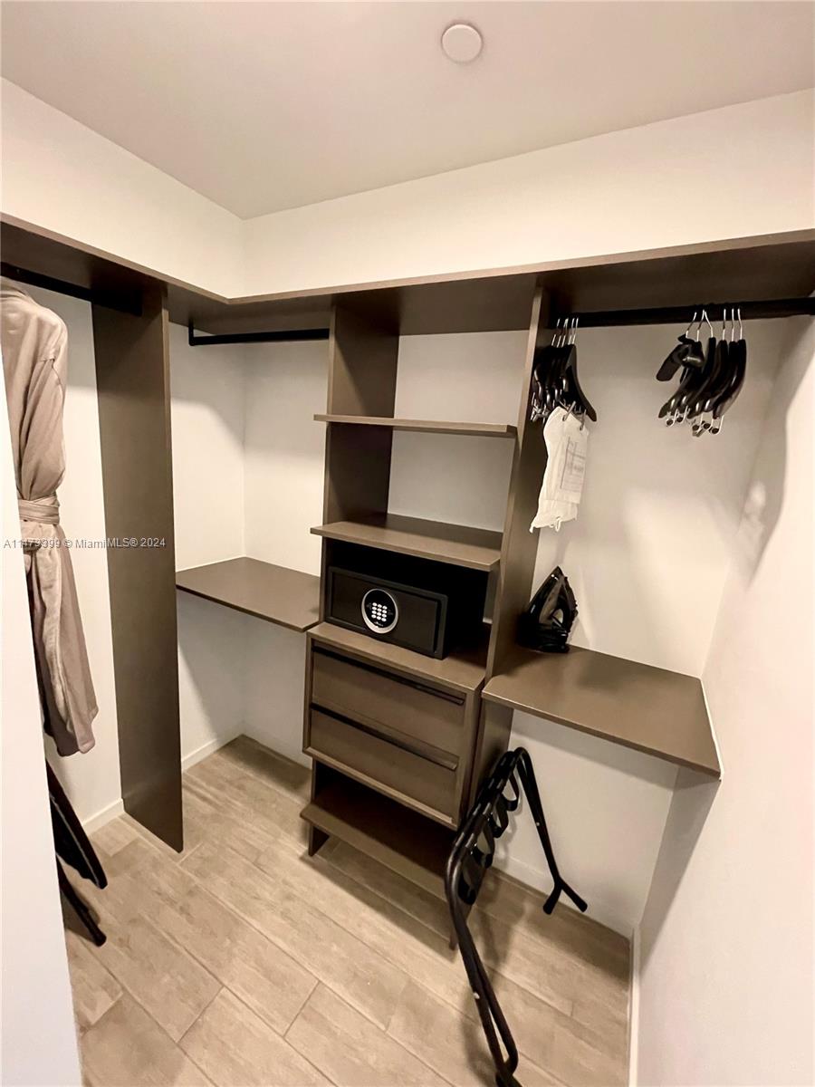 398 NE 5th St 1504, Miami, Florida 33132, ,1 BathroomBathrooms,Residential,For Sale,398 NE 5th St 1504,A11473399