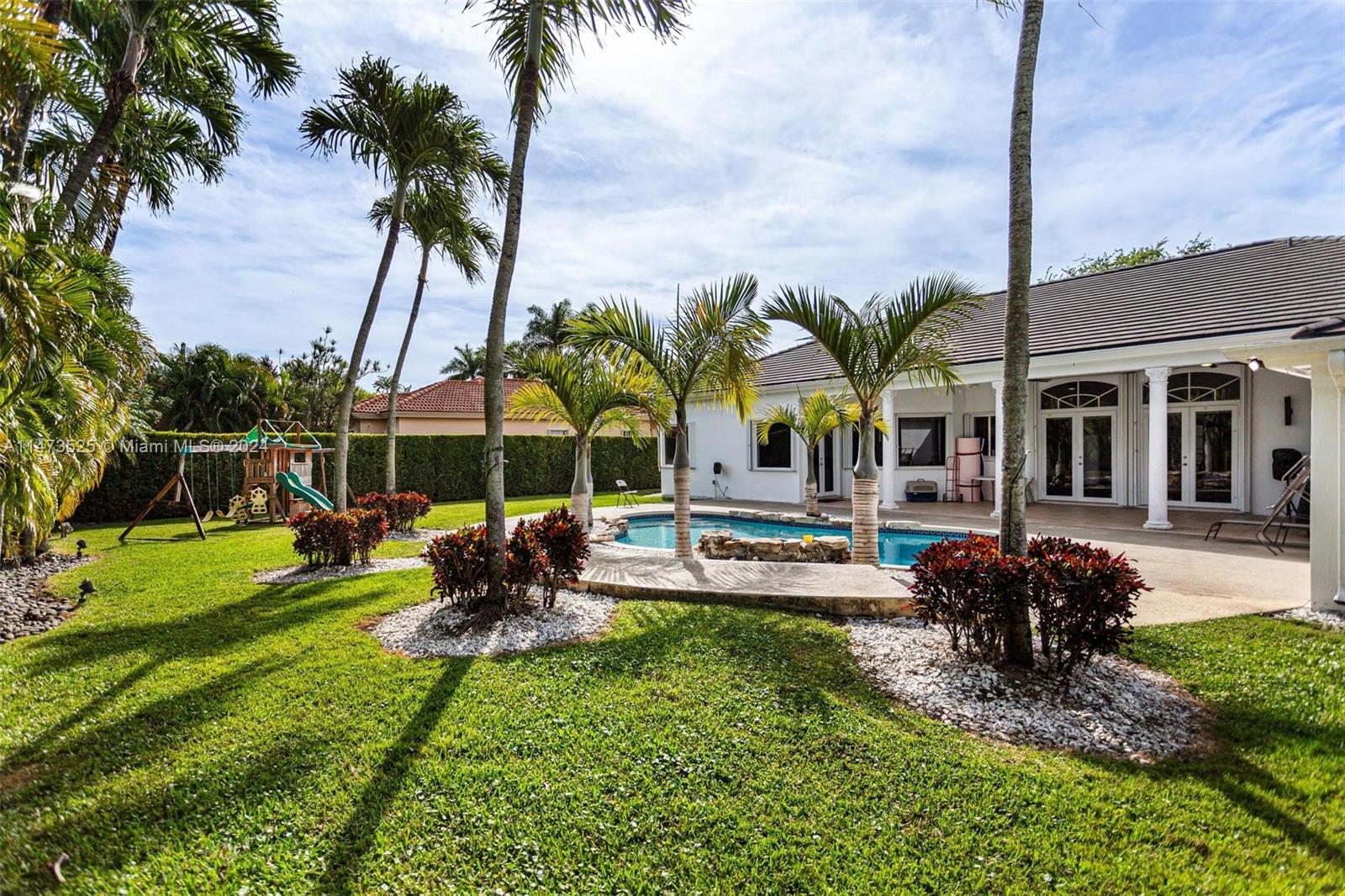 9491 SW 124th Ter 9491, Miami, Florida 33176, 6 Bedrooms Bedrooms, ,4 BathroomsBathrooms,Residentiallease,For Rent,9491 SW 124th Ter 9491,A11473525
