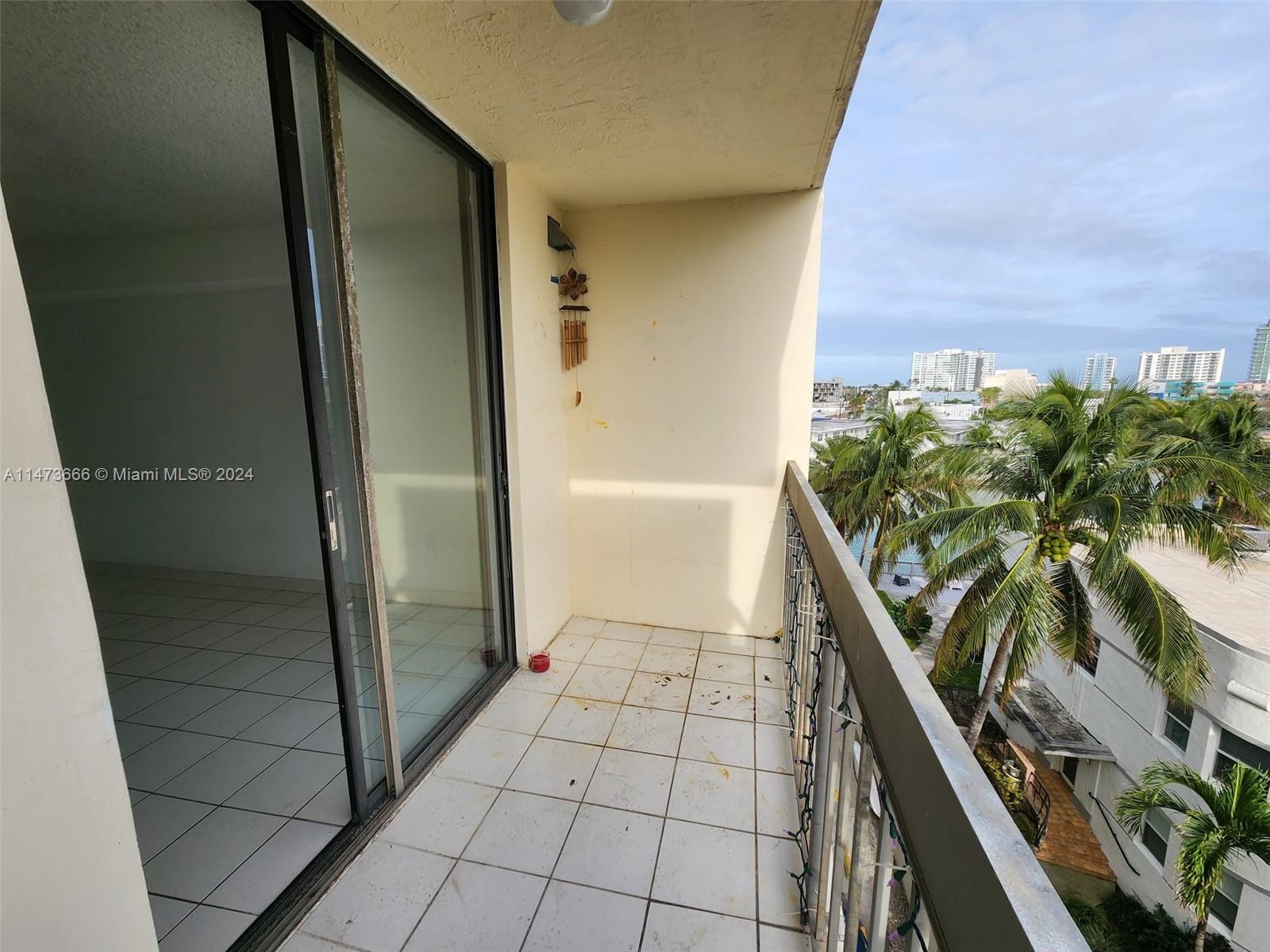 6937 Bay Dr 510, Miami Beach, Florida 33141, 1 Bedroom Bedrooms, ,1 BathroomBathrooms,Residential,For Sale,6937 Bay Dr 510,A11473666