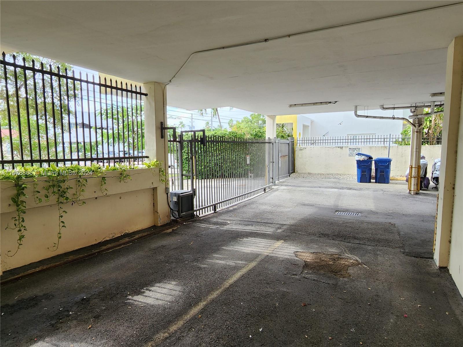 6937 Bay Dr 510, Miami Beach, Florida 33141, 1 Bedroom Bedrooms, ,1 BathroomBathrooms,Residential,For Sale,6937 Bay Dr 510,A11473666