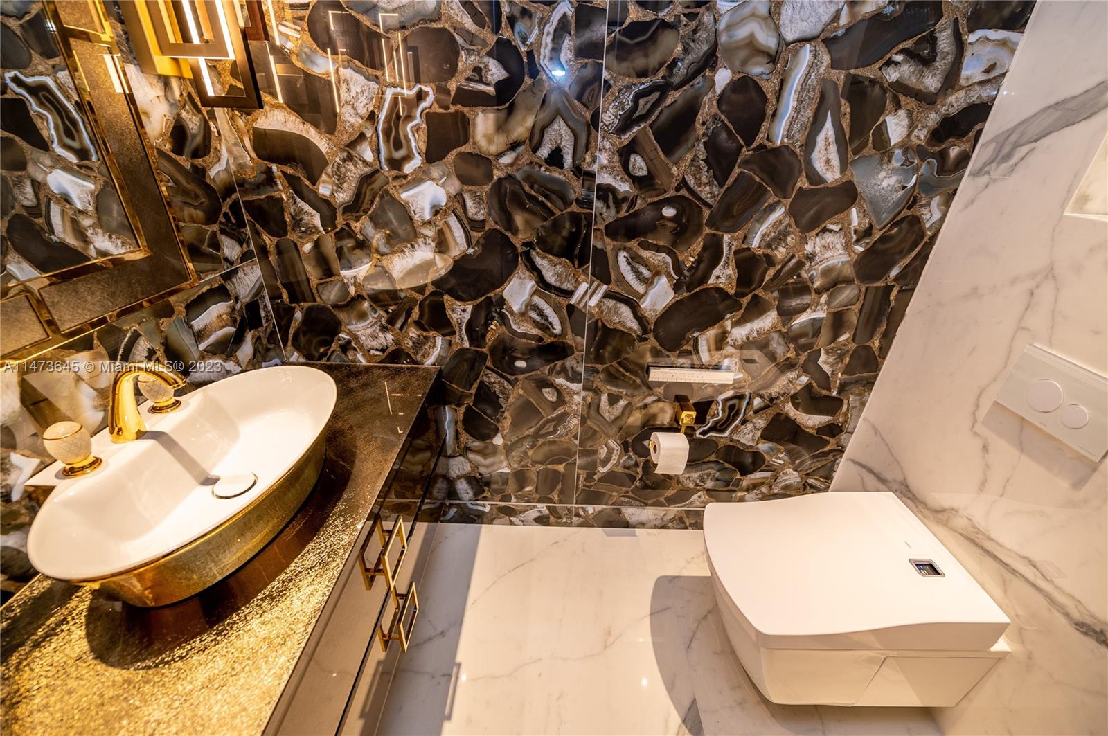 1/2 Bath off entry