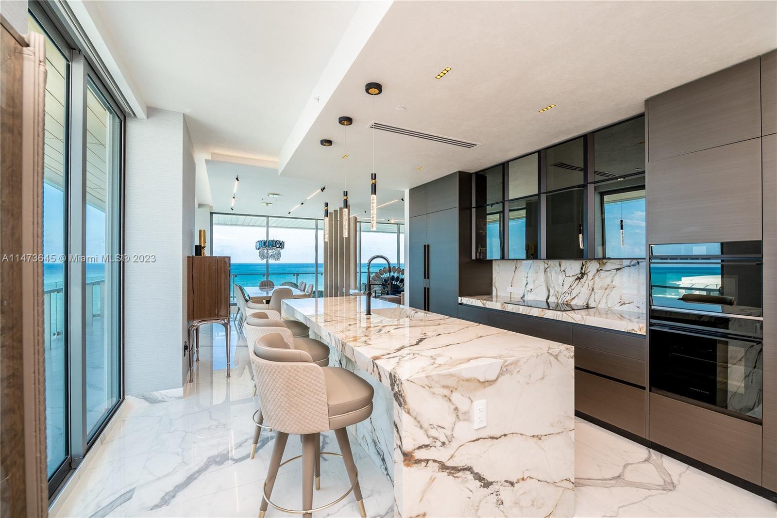 Poliform Kitchen with ocean view