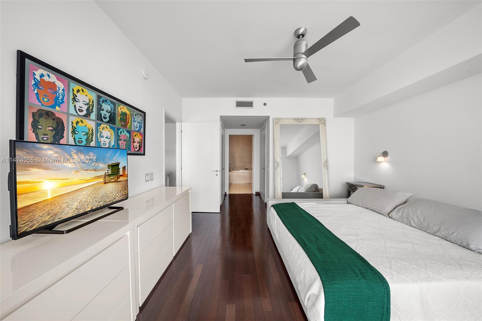 450 Alton Rd 2006, Miami Beach, Florida 33139, 2 Bedrooms Bedrooms, ,2 BathroomsBathrooms,Residentiallease,For Rent,450 Alton Rd 2006,A11474055