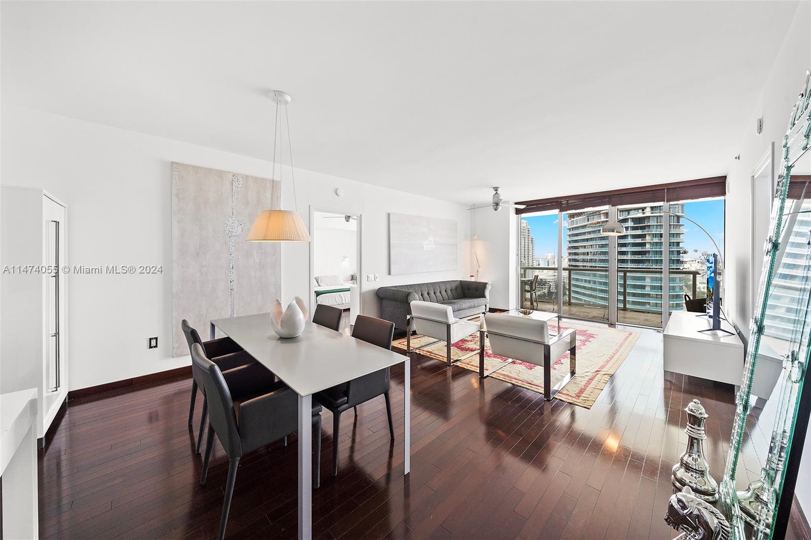 450 Alton Rd 2006, Miami Beach, Florida 33139, 2 Bedrooms Bedrooms, ,2 BathroomsBathrooms,Residentiallease,For Rent,450 Alton Rd 2006,A11474055