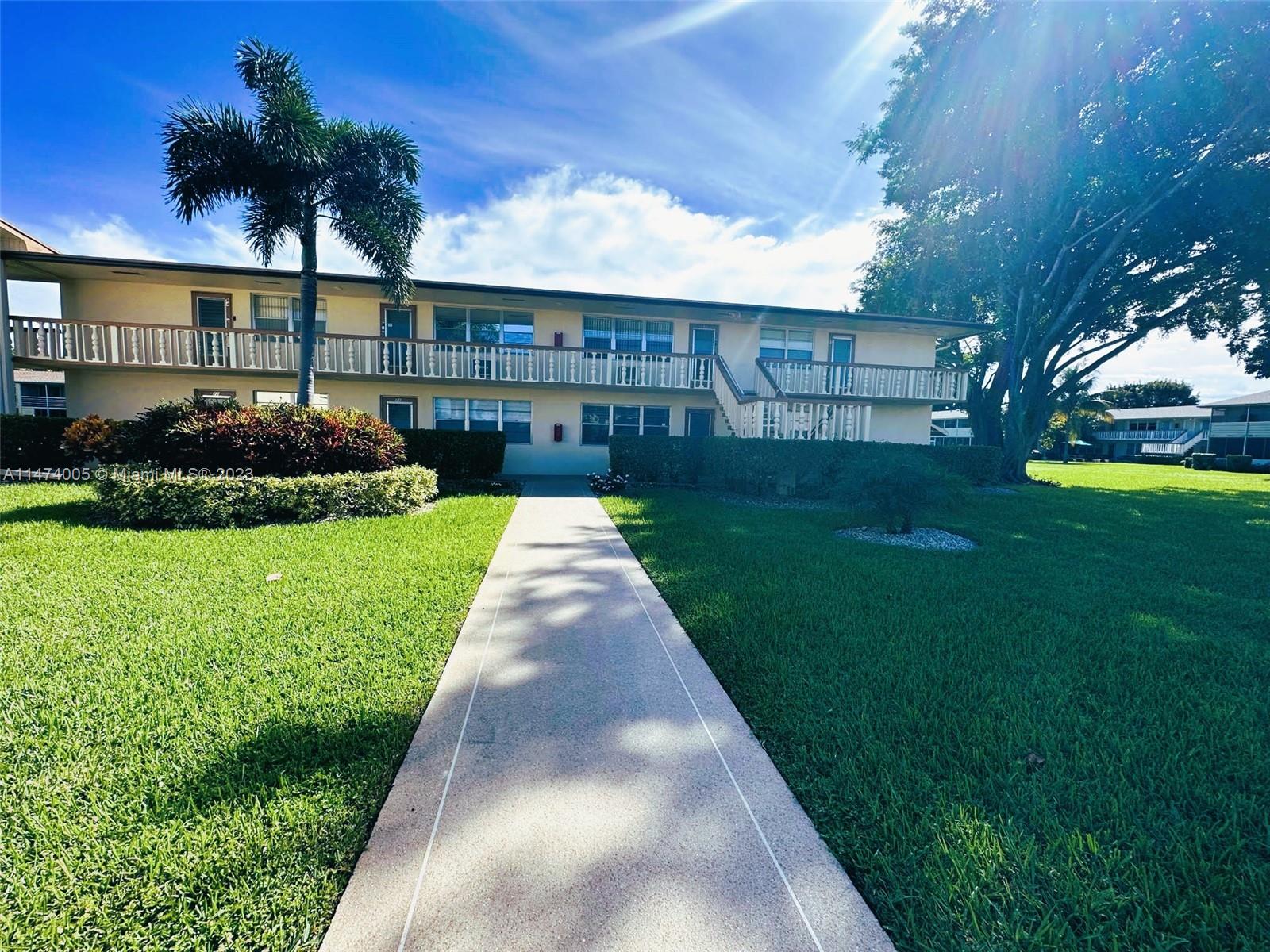 70 Dorchester D, West Palm Beach, FL, 33417 United States, 1 Bedroom Bedrooms, ,1 BathroomBathrooms,Residential,For Sale,Dorchester D,A11474005