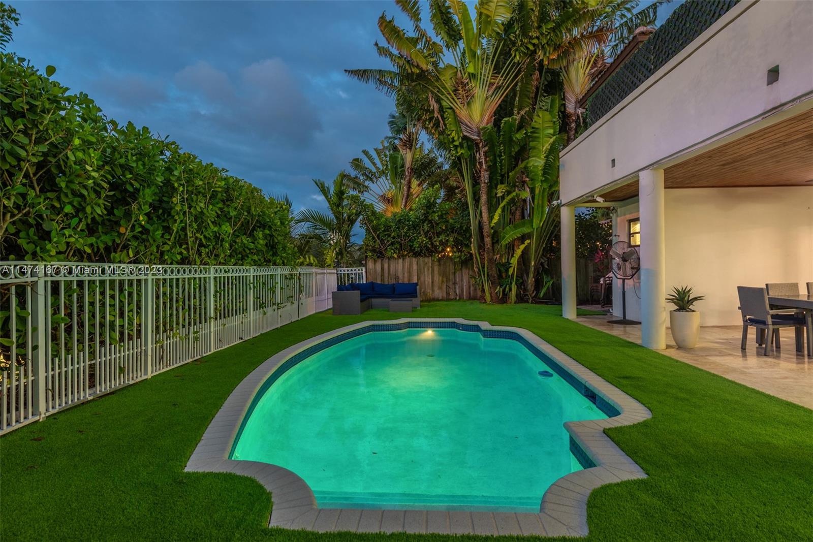 Pool
