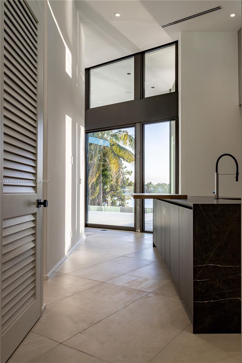 19360 22nd Rd, North Miami Beach, FL, 33179 United States, 6 Bedrooms Bedrooms, ,4 BathroomsBathrooms,Residential,For Sale,22nd Rd,A11474638