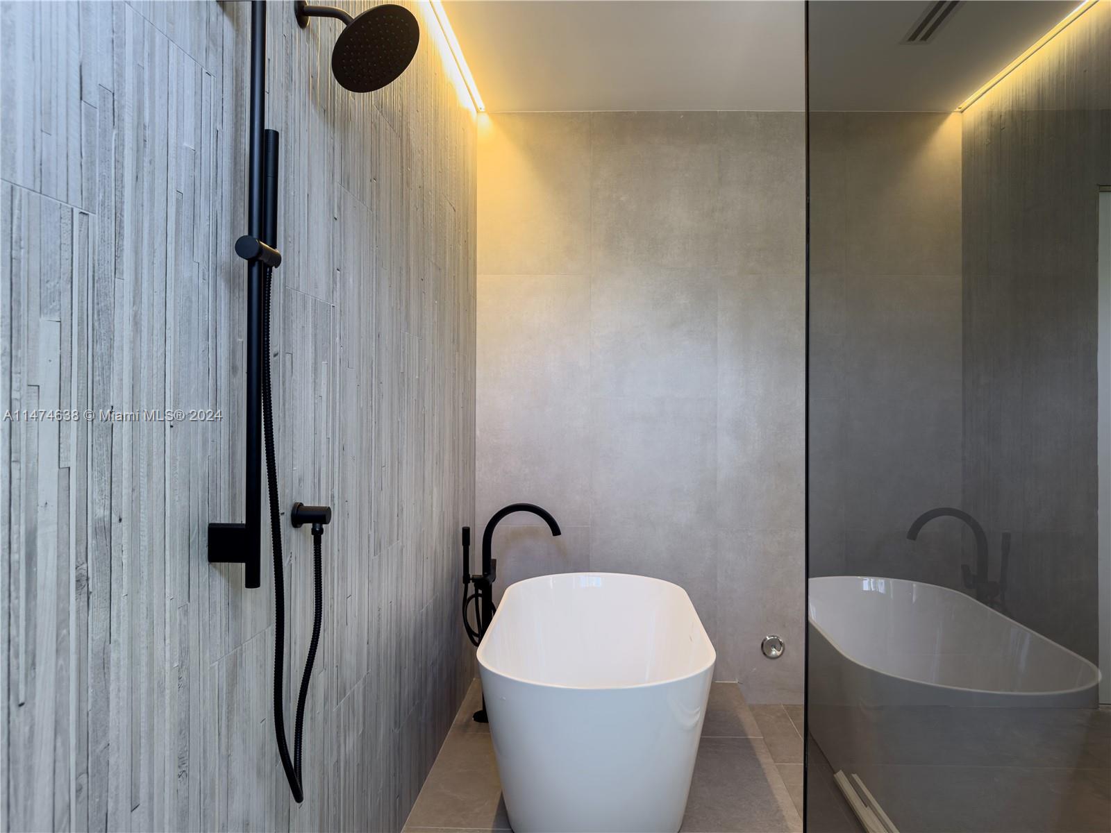 19360 22nd Rd, North Miami Beach, FL, 33179 United States, 6 Bedrooms Bedrooms, ,4 BathroomsBathrooms,Residential,For Sale,22nd Rd,A11474638