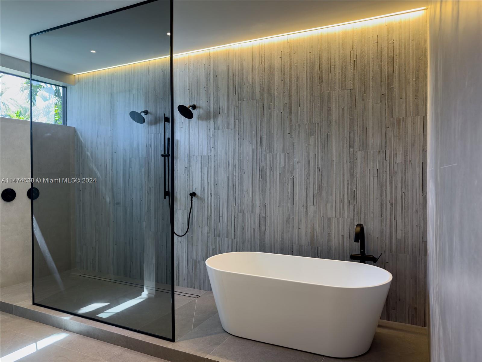 19360 22nd Rd, North Miami Beach, FL, 33179 United States, 6 Bedrooms Bedrooms, ,4 BathroomsBathrooms,Residential,For Sale,22nd Rd,A11474638