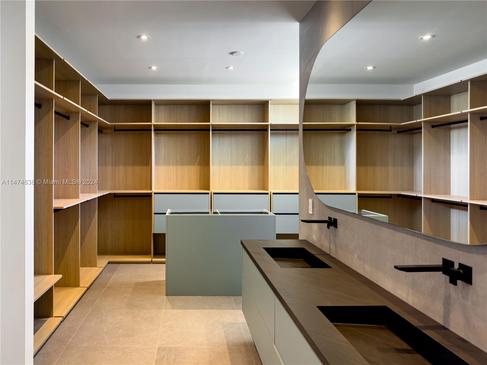 19360 22nd Rd, North Miami Beach, FL, 33179 United States, 6 Bedrooms Bedrooms, ,4 BathroomsBathrooms,Residential,For Sale,22nd Rd,A11474638