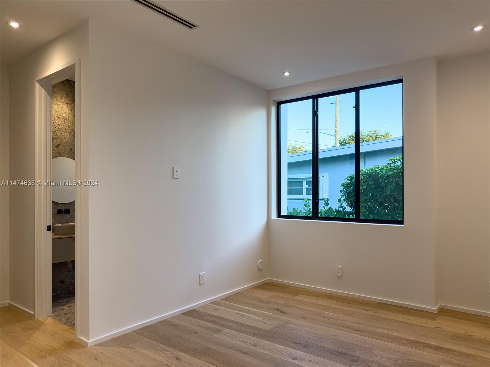 19360 22nd Rd, North Miami Beach, FL, 33179 United States, 6 Bedrooms Bedrooms, ,4 BathroomsBathrooms,Residential,For Sale,22nd Rd,A11474638