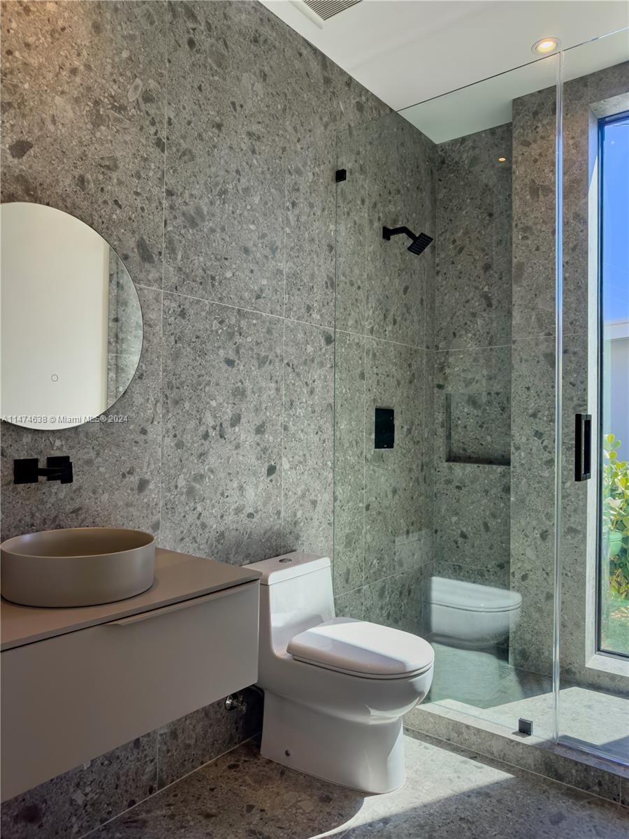 19360 22nd Rd, North Miami Beach, FL, 33179 United States, 6 Bedrooms Bedrooms, ,4 BathroomsBathrooms,Residential,For Sale,22nd Rd,A11474638