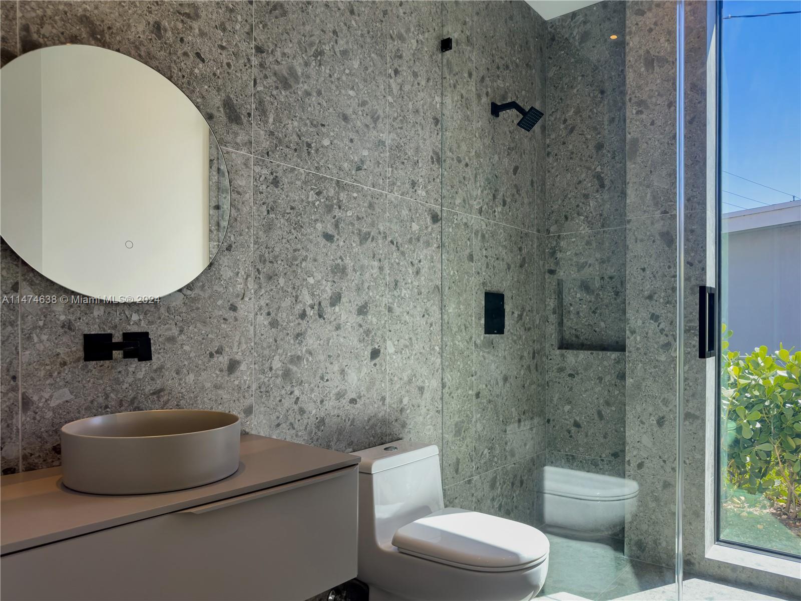 19360 22nd Rd, North Miami Beach, FL, 33179 United States, 6 Bedrooms Bedrooms, ,4 BathroomsBathrooms,Residential,For Sale,22nd Rd,A11474638