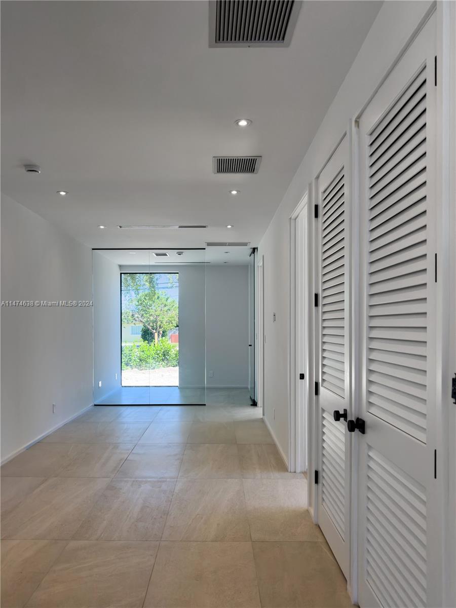 19360 22nd Rd, North Miami Beach, FL, 33179 United States, 6 Bedrooms Bedrooms, ,4 BathroomsBathrooms,Residential,For Sale,22nd Rd,A11474638