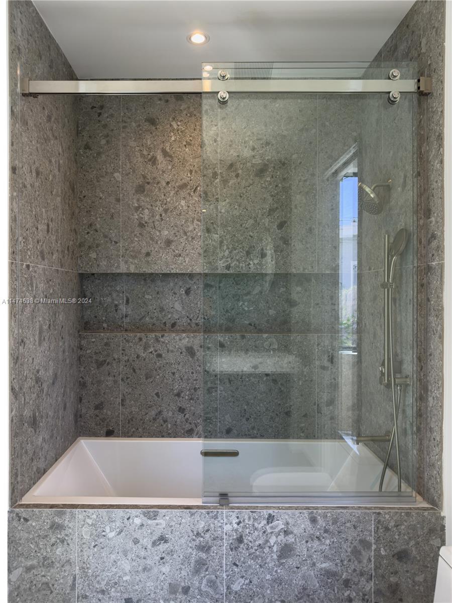 19360 22nd Rd, North Miami Beach, FL, 33179 United States, 6 Bedrooms Bedrooms, ,4 BathroomsBathrooms,Residential,For Sale,22nd Rd,A11474638