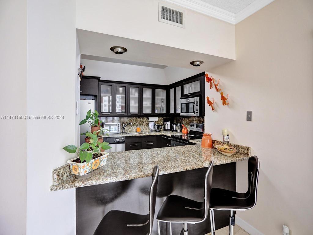 20281 Country Club Dr, Aventura, FL, 33180 United States, 2 Bedrooms Bedrooms, ,2 BathroomsBathrooms,Residential,For Sale,Country Club Dr,A11474159
